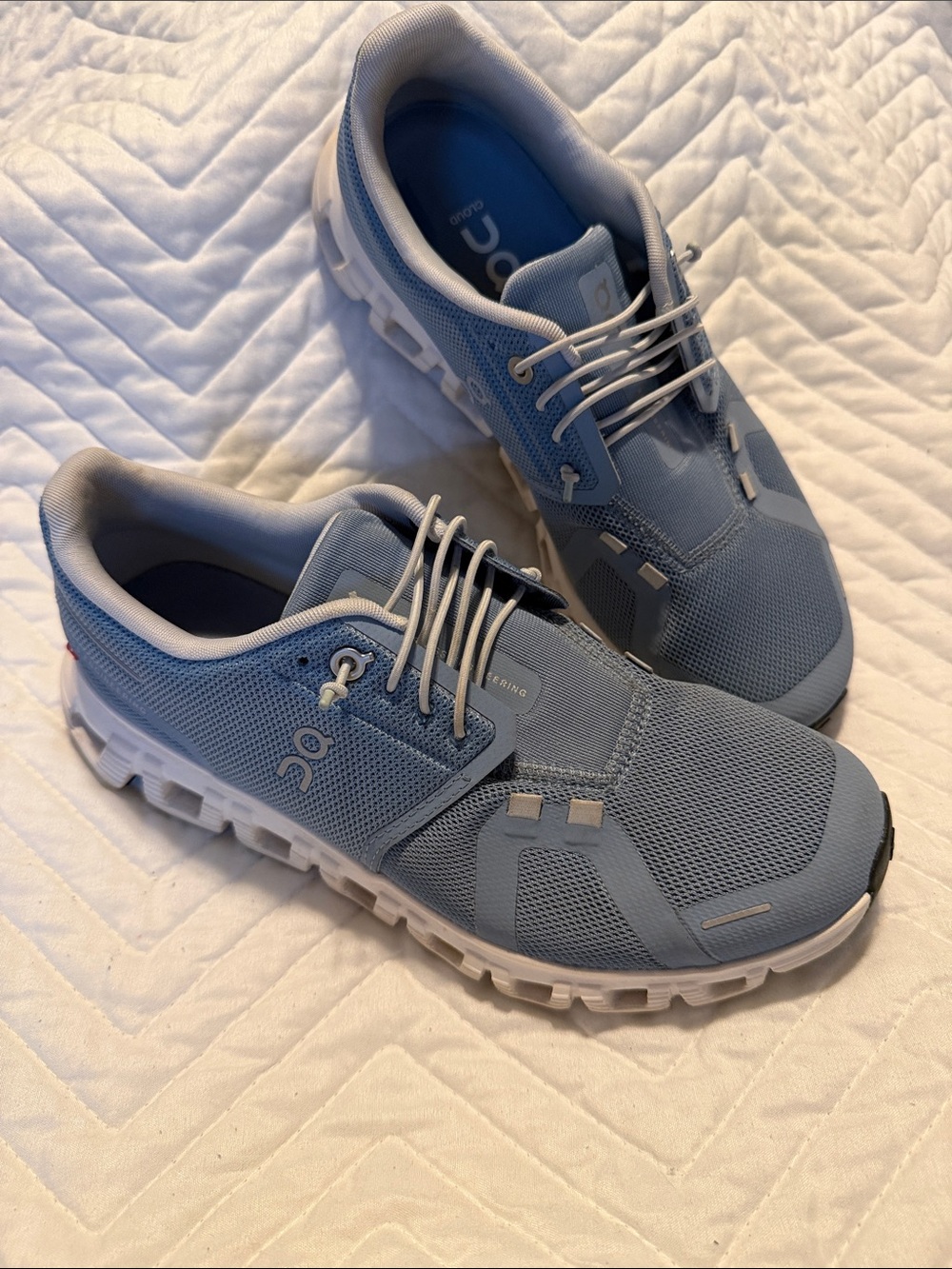 On Running Women’s Sneakers in Light Blue and White